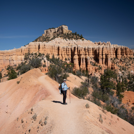 Bryce Canyon ebeth on trail